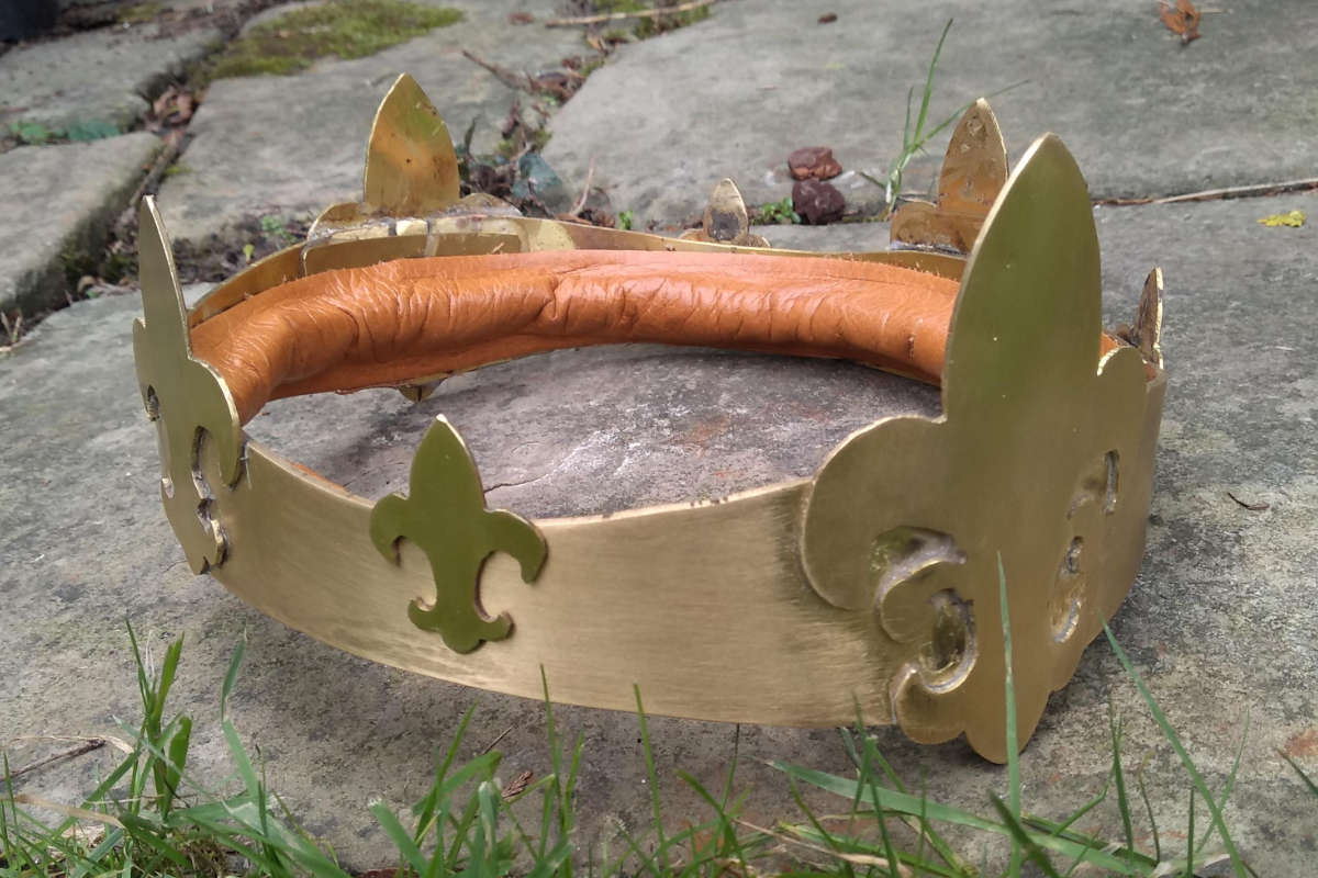 Brass crown commission